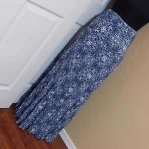 Karen Kane crush tier maxi skirt XL Blue White